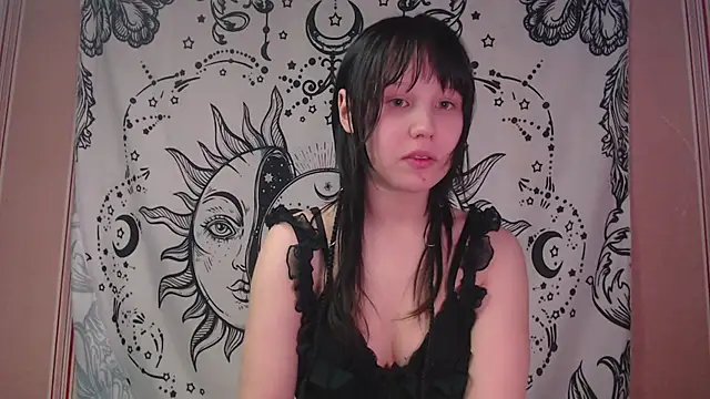 Thighswithspikes online show from 02-07-26, 08:29