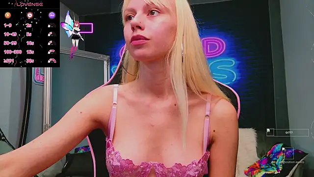 AlessiaCroft online show from 09-17-25, 04:14