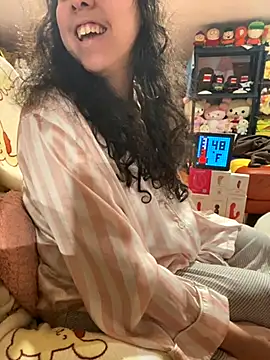 w3tkittty online show from 11-15-25, 10:26