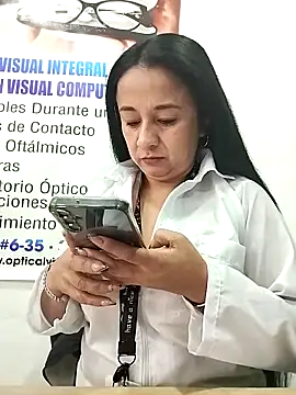Snapshot of MELODY__06 chatting on 04-23-26, 12:29 MELODY 06 online show from 04-23-26, 12:29