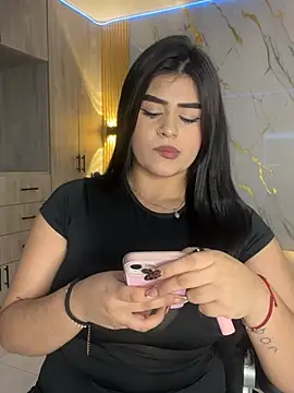 Kariina  69 online show from 02-05-26, 03:44