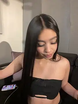 Snapshot of Cristina_pinkk chatting on 10-10-25, 01:37 Cristina pinkk online show from 10-10-25, 01:37