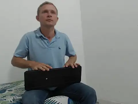 hot mann11 online show from 03-21-25, 09:56