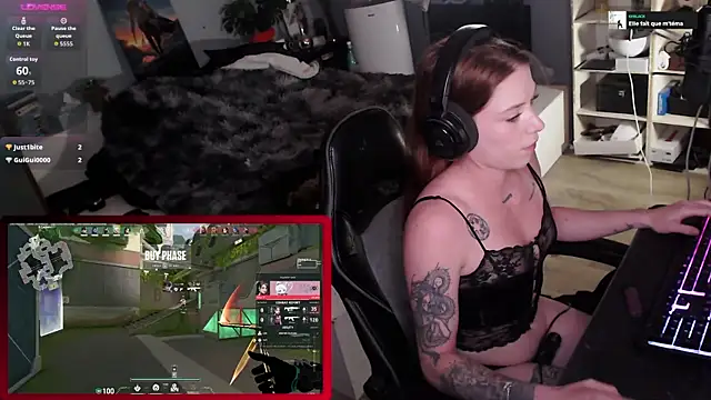 Horny Makima online show from 09-21-25, 10:28