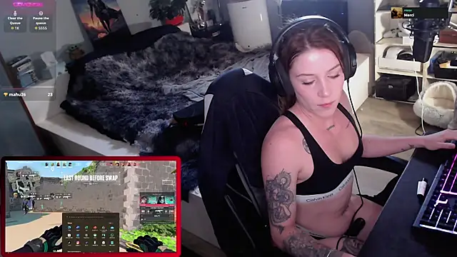 Horny Makima online show from 10-02-25, 10:00