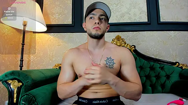 Snapshot of GrantBlake chatting on 11-14-25, 06:23 GrantBlake online show from 11-14-25, 06:23