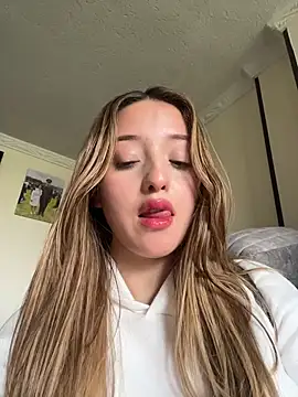 Baby  Otaku online show from 02-15-26, 03:53