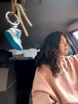 MeekyRich online show from 05-16-26, 02:41