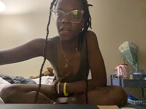 Snapshot of bbyrueee chatting on 02-20-26, 06:37 bbyrueee online show from 02-20-26, 06:37