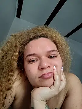 Monserratalexa online show from 02-25-26, 04:16