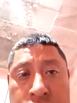 luuiss12 online show from 09-27-25, 05:18