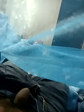 luuiss12 online show from 10-05-25, 01:42