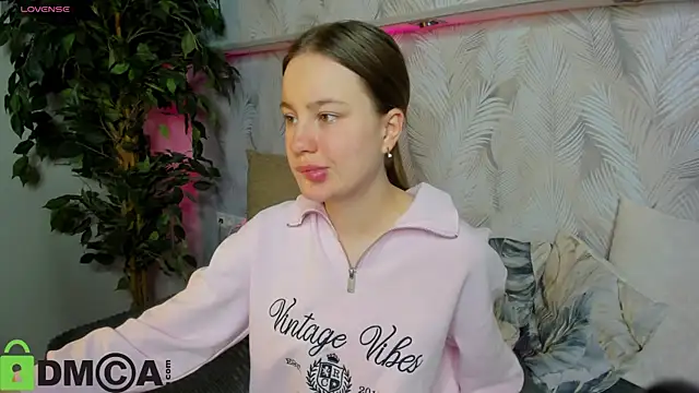 Snapshot of Candy_Cansew chatting on 10-05-25, 01:04 Candy Cansew online show from 10-05-25, 01:04