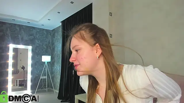 Snapshot of Candy_Cansew chatting on 10-20-25, 09:21 Candy Cansew online show from 10-20-25, 09:21