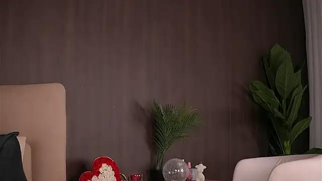 ChloeDevine online show from 02-20-26, 05:15