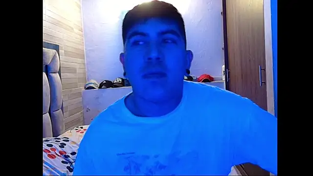 Snapshot of SmithBrigerton chatting on 12-04-25, 05:06 SmithBrigerton online show from 12-04-25, 05:06