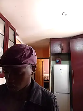 Snapshot of Thenaughtyboy360 chatting on 10-04-25, 10:46 Thenaughtyboy360 online show from 10-04-25, 10:46