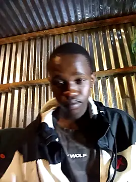 Snapshot of Thenaughtyboy360 chatting on 11-07-25, 09:15 Thenaughtyboy360 online show from 11-07-25, 09:15