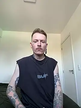 CrisBohn online show from 03-21-25, 07:24