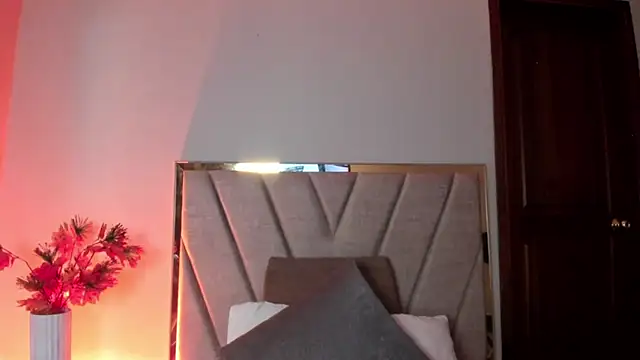 AbbieJoness  online show from 04-13-26, 11:37