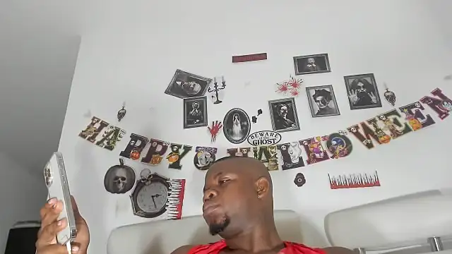 Snapshot of feliipehot chatting on 10-26-25, 01:50 feliipehot online show from 10-26-25, 01:50