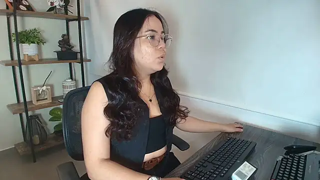  Victoria Collins online show from 03-28-26, 11:43