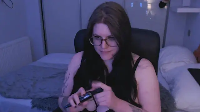 GothSuccubusBabe online show from 03-02-26, 09:21