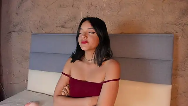 Snapshot of Victoriaa2_Doll chatting on 11-09-25, 12:58 Victoriaa2 Doll online show from 11-09-25, 12:58