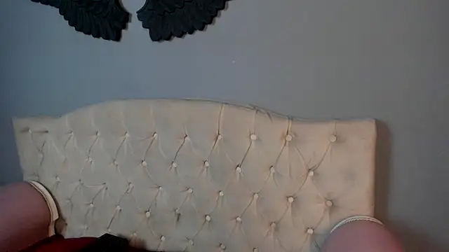 Snapshot of Victoriaa2_Doll chatting on 04-23-26, 12:29 Victoriaa2 Doll online show from 04-23-26, 12:29