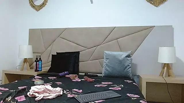 amanda ramirez online show from 09-12-25, 10:32