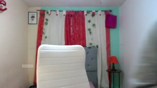 Snapshot of vale_miel chatting on 09-12-25, 11:48 vale miel online show from 09-12-25, 11:48