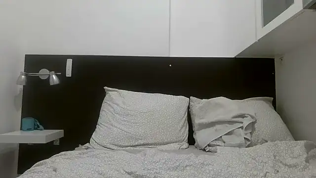 Snapshot of melyssa_luv chatting on 09-08-25, 10:42 melyssa luv online show from 09-08-25, 10:42