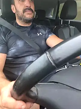 Snapshot of CloudyMuscleBeefy chatting on 10-03-25, 10:45 CloudyMuscleBeefy online show from 10-03-25, 10:45