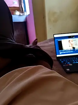 sex yboy00 online show from 09-14-25, 08:02