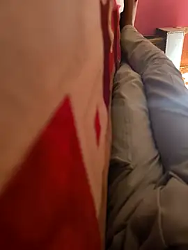 sex yboy00 online show from 10-19-25, 07:20