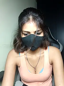 Snapshot of Isha_Sax chatting on 09-25-25, 07:45 Isha Sax online show from 09-25-25, 07:45