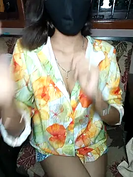 Snapshot of Isha_Sax chatting on 09-26-25, 08:02 Isha Sax online show from 09-26-25, 08:02