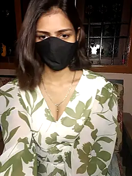 Snapshot of Isha_Sax chatting on 10-14-25, 07:36 Isha Sax online show from 10-14-25, 07:36