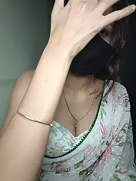 Snapshot of Isha_Sax chatting on 11-07-25, 06:35 Isha Sax online show from 11-07-25, 06:35