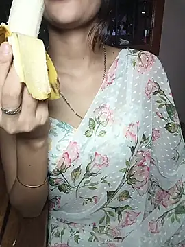 Snapshot of Isha_Sax chatting on 11-07-25, 06:41 Isha Sax online show from 11-07-25, 06:41