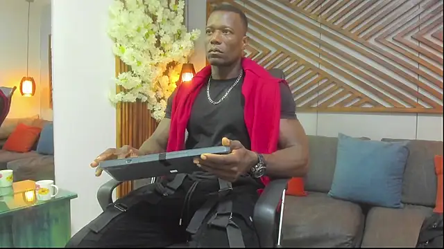 MarcusBlack  online show from 10-03-25, 11:40