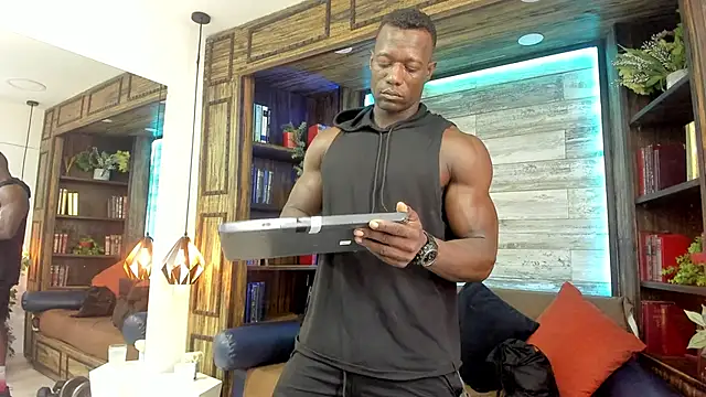 MarcusBlack  online show from 12-01-25, 11:37