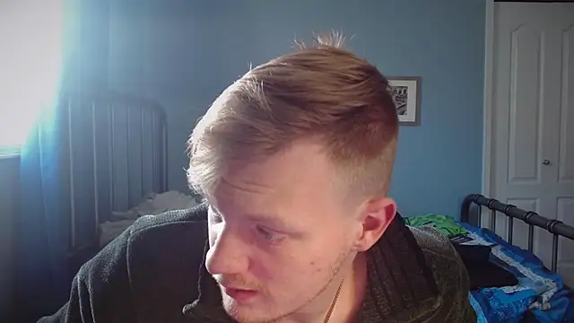 Snapshot of lustylyndon chatting on 02-06-26, 04:54 lustylyndon online show from 02-06-26, 04:54