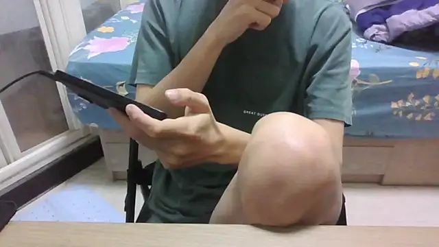 yzy 22 fun online show from 02-22-26, 02:26