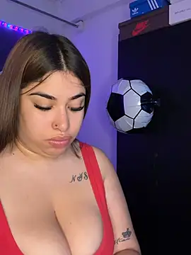 Snapshot of jazminslut chatting on 07-09-26, 02:59 jazminslut online show from 07-09-26, 02:59