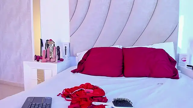 AnnahiBaker online show from 09-22-25, 06:10