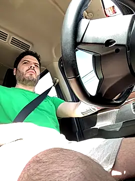 Snapshot of uto857 chatting on 11-16-25, 03:28 uto857 online show from 11-16-25, 03:28