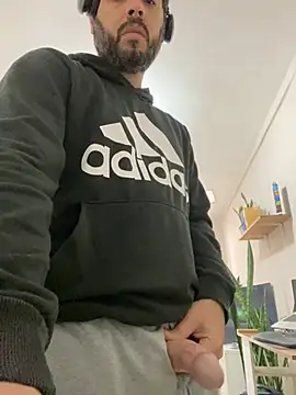 uto857 online show from 01-13-26, 03:17