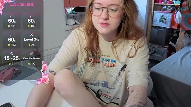 urstripchatgf online show from 09-26-25, 09:35