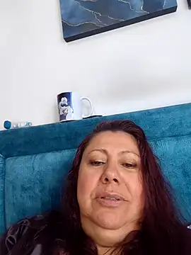 Snapshot of EmmaJhomson chatting on 06-24-26, 01:10 EmmaJhomson online show from 06-24-26, 01:10